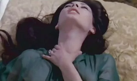 露西贝尔安吉拉黑色肛门四人与面部结束