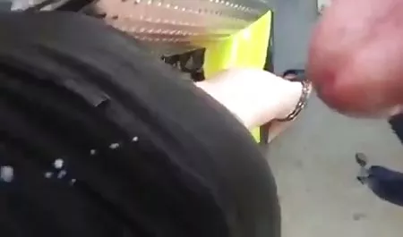 棒棒糖俄罗斯妓女拳交，性交DP深刻的性爱