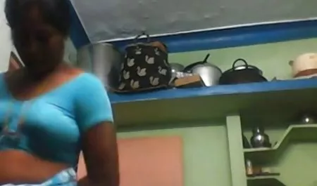 Lexi褐发女郎欧洲荡妇Gaping Assfucked