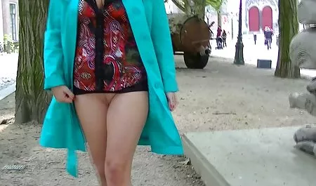 April Oneil＆Charlotte Stokely Lick Latina Pussy