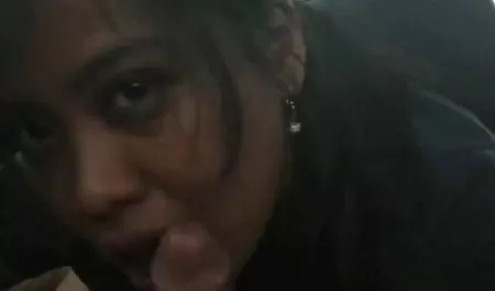 Shay和Melissa被同一公鸡犁过